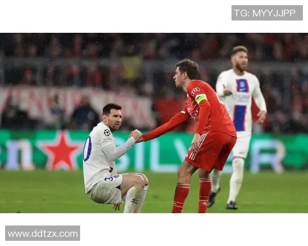 梅西领衔巴塞罗那对决拜仁慕尼黑的经典之战回顾