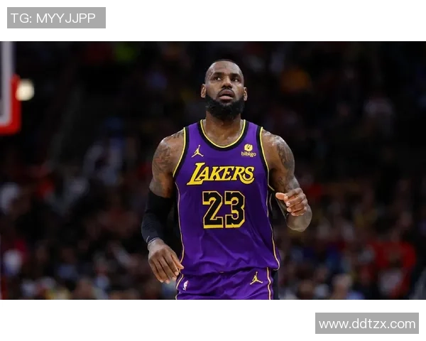 詹姆斯：从篮球场上的传奇到社会影响力的全方位发展之路